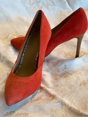 Johnston & Murphy Red/Orange Suede Pointed Toe Pumps